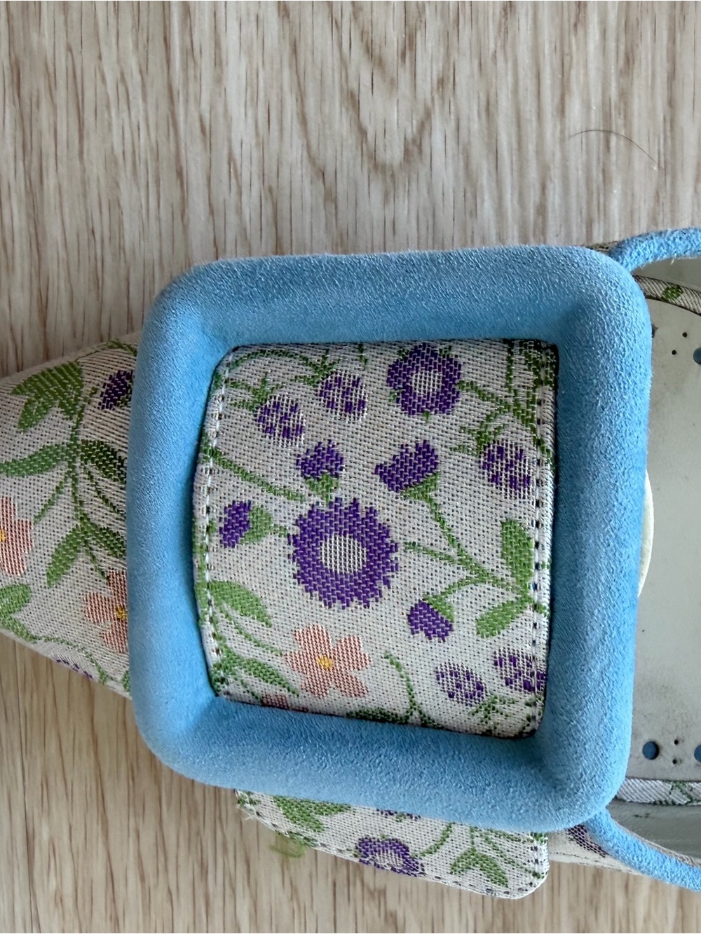 Manolo Blahnik Blue floral Maysale with buckle size 37 - Picture 6 of 13